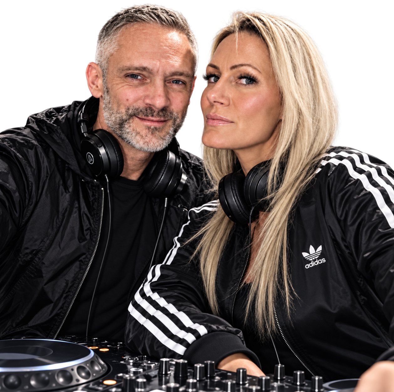 FIFTY50: Dan DS and Lady Natalia together behind the DJ decks